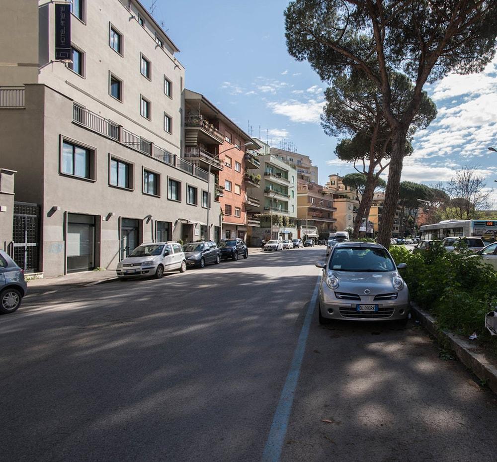 Hotel Aniene Róma Kültér fotó
