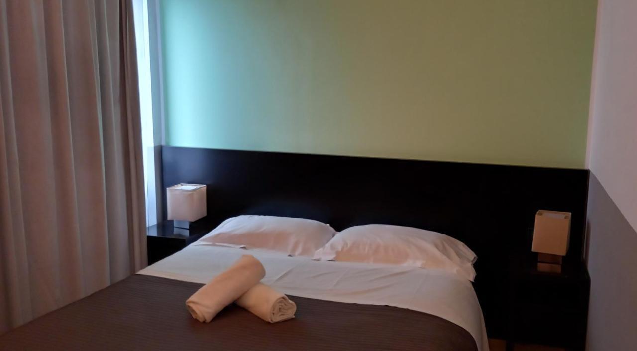 Hotel Aniene Róma Kültér fotó