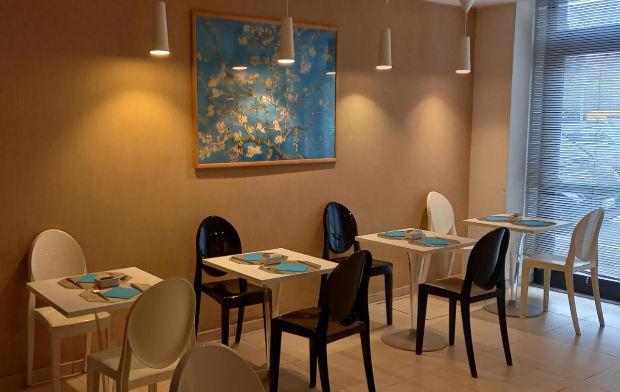 Hotel Aniene Róma Kültér fotó
